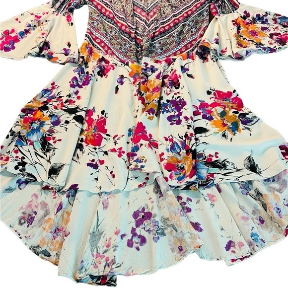 UMGEE WOMEN’S CUTE AND COLORFUL, FLOWY FLORAL OPEN KIMONO SIZE MEDIUM - Picture 7 of 9